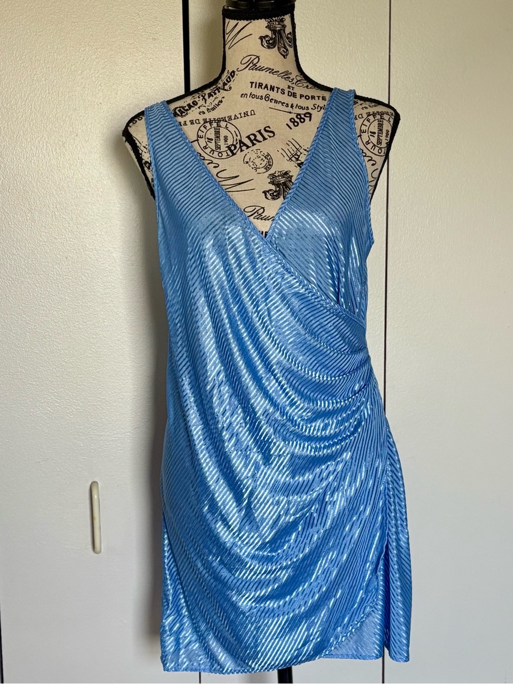Vintage Shimmery Light Blue Wrap-Style lingerie